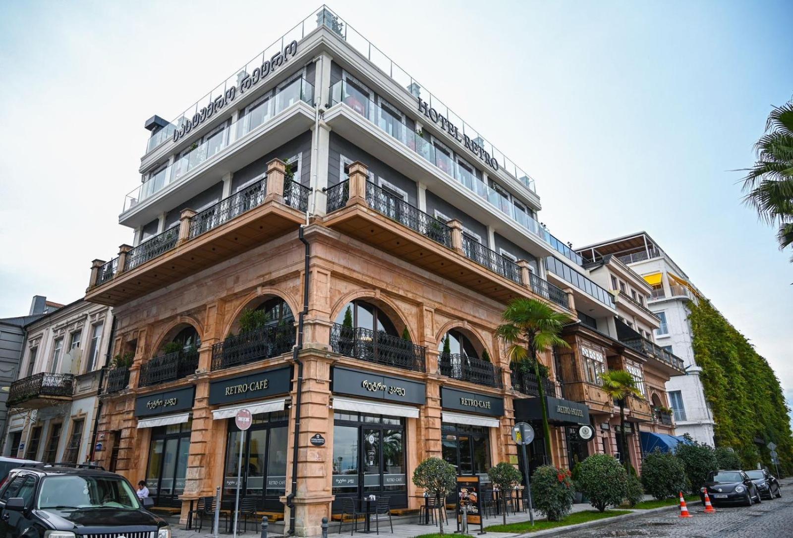 Hotel Retro บาทูมิ ภายนอก รูปภาพ