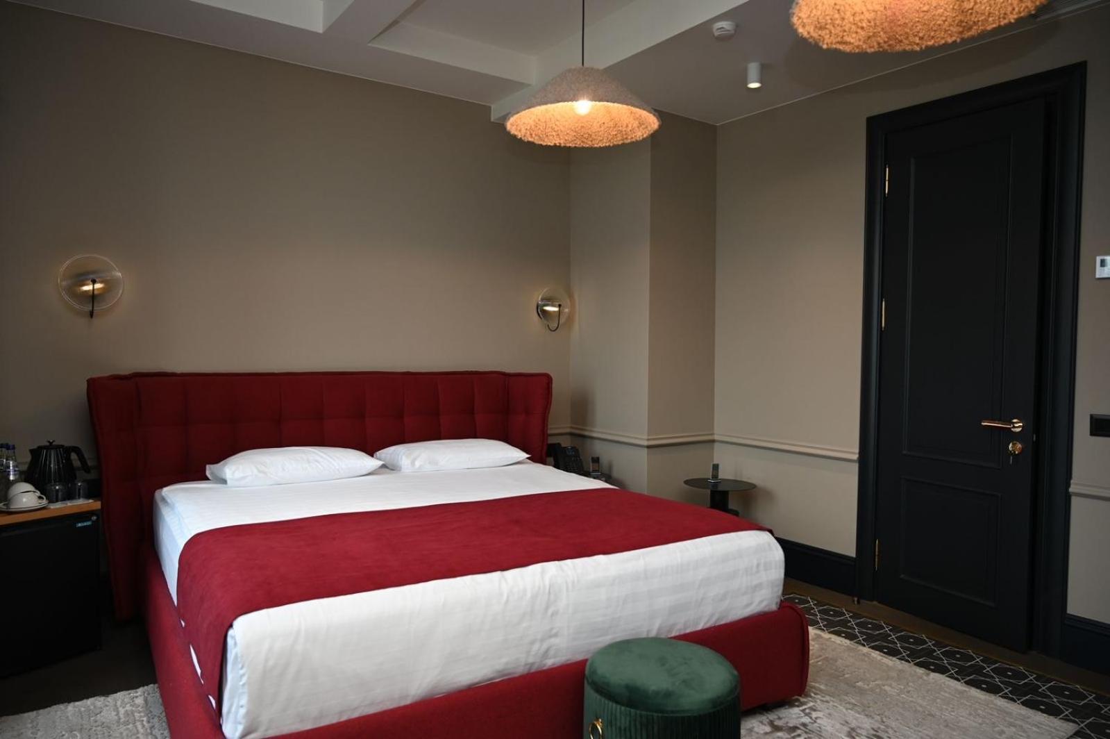 Hotel Retro บาทูมิ ภายนอก รูปภาพ